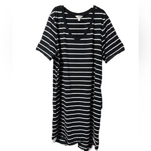 Back & white tshirt dress